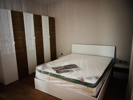 Jepet me qera Apartamenti 2+1+2 , Astir Pallatet Fratari Cmimi: 500 mije leke