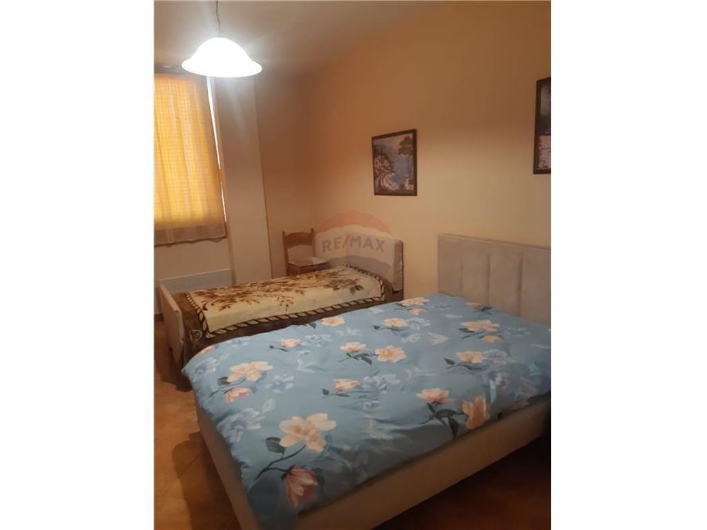 2+1+2 apartment for rent on Zogu i Pare Boulevard