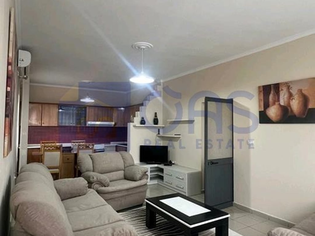 Apartment 1+1 for rent in Don Bosko 400 euros.