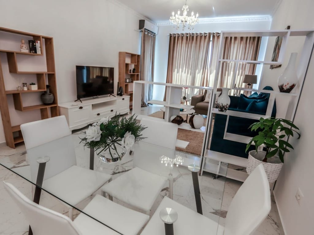 A 1+1 apartment is available for rent at Square 21.