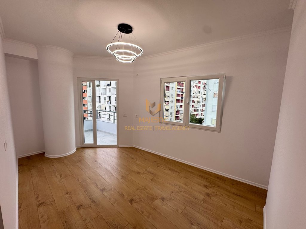Apartment 1+1 for sale at Dy Palmat in Astir.