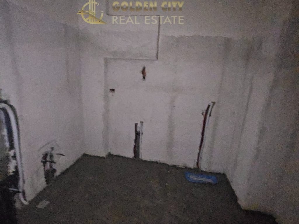 Shitet apartament 2+1+2 Golem