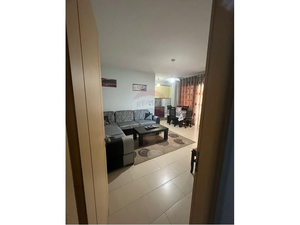 Apartament 2+1+2 per qira ne Astir