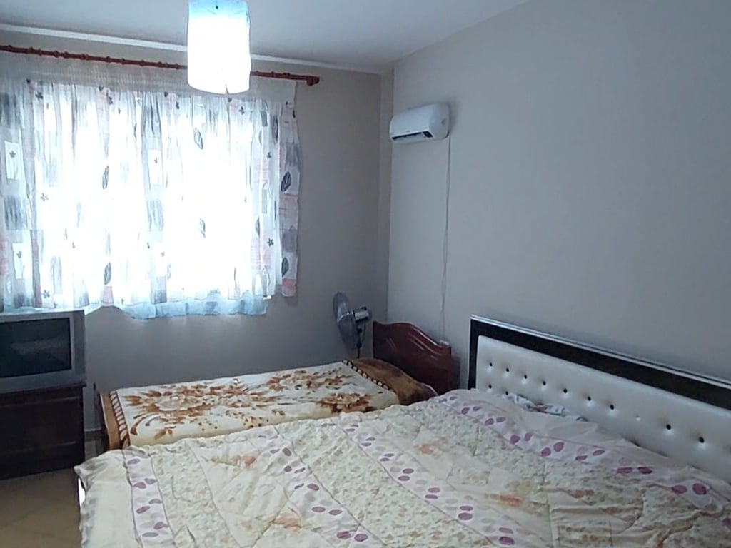 Qera! Apartament 1+1, Kinostudio