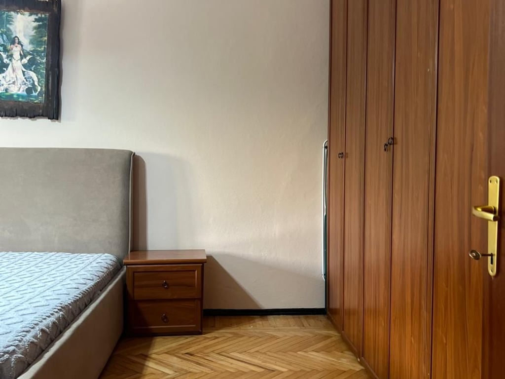 Apartment 2+1 for rent in Myslym Shyri.