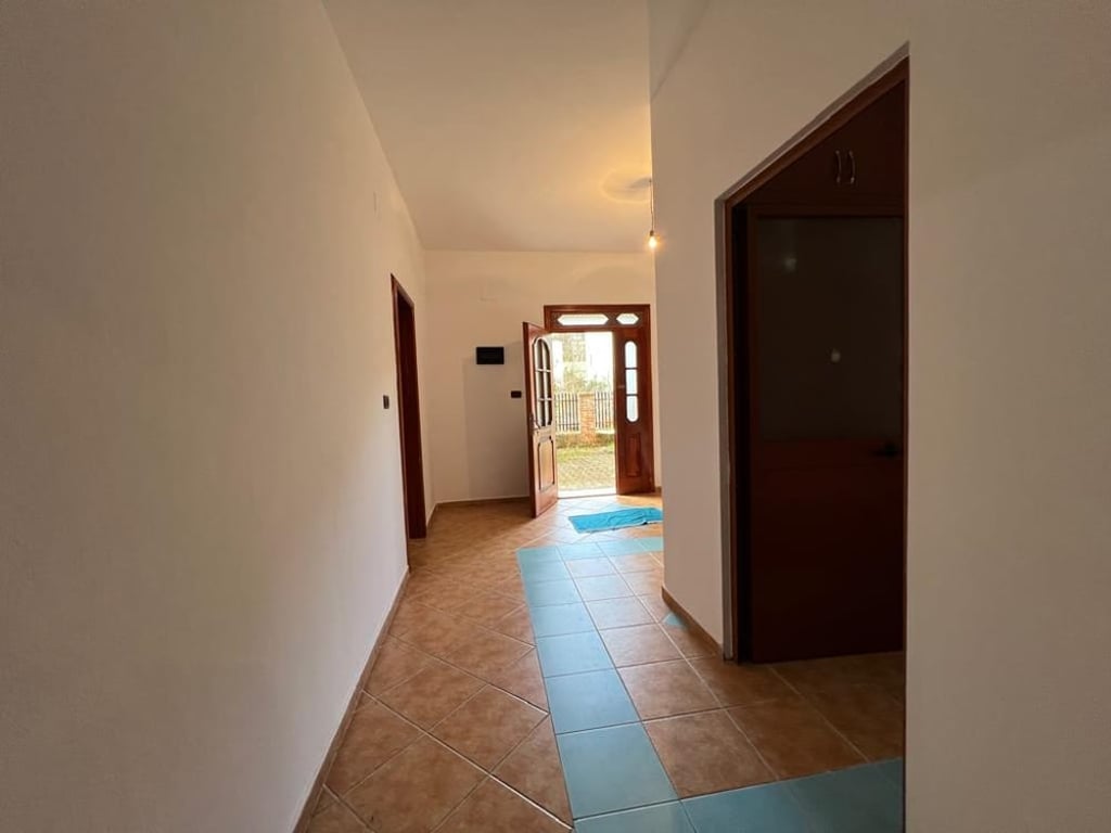 FOR SALE VILLA 450 M2 IN MJULL BATHORE