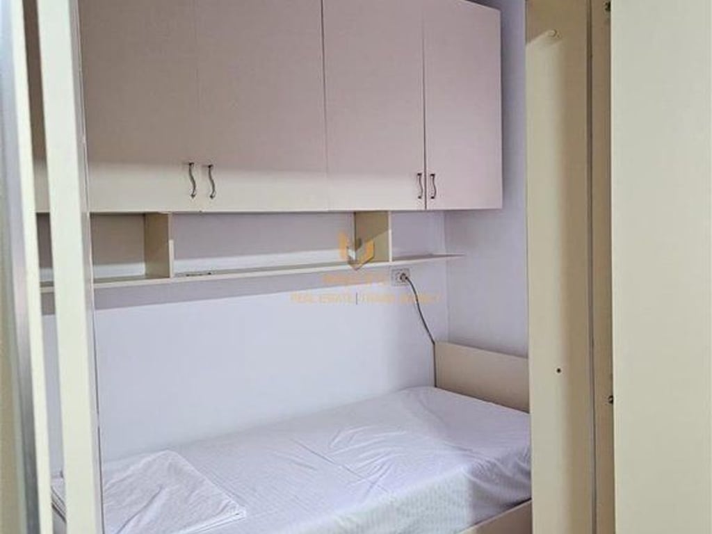 A 1+1 apartment is available for rent in Myslym Shyr.