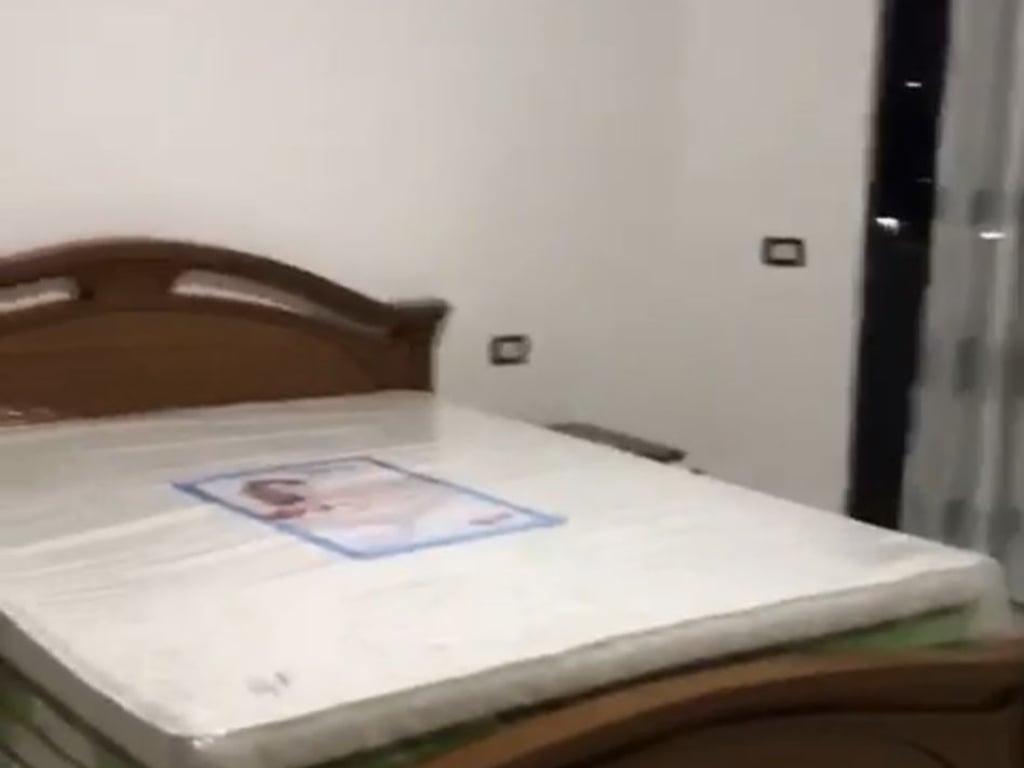 Jepet me qera Apartamenti 2+1+2,Astir prane Hotel Marinaj 450 mije leke