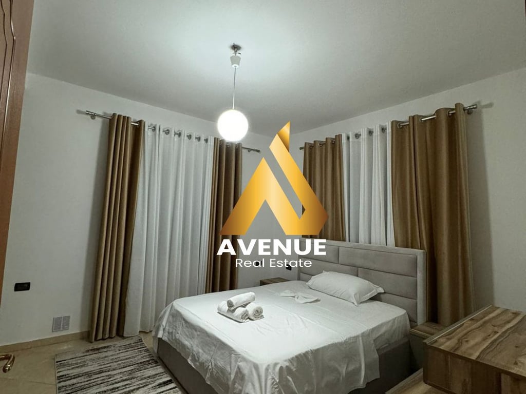 JEPET ME QIRA KATI I 4 I NJE VILE, 1+1,5 MAJI, MBRAPA CONCORD CENTER, TIRANE