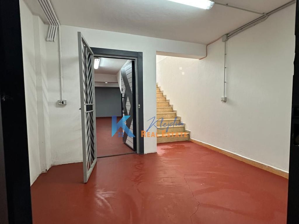 SHITET DYQAN+MAGAZINE+PARKIME prane SHKOLLES SE KUQE