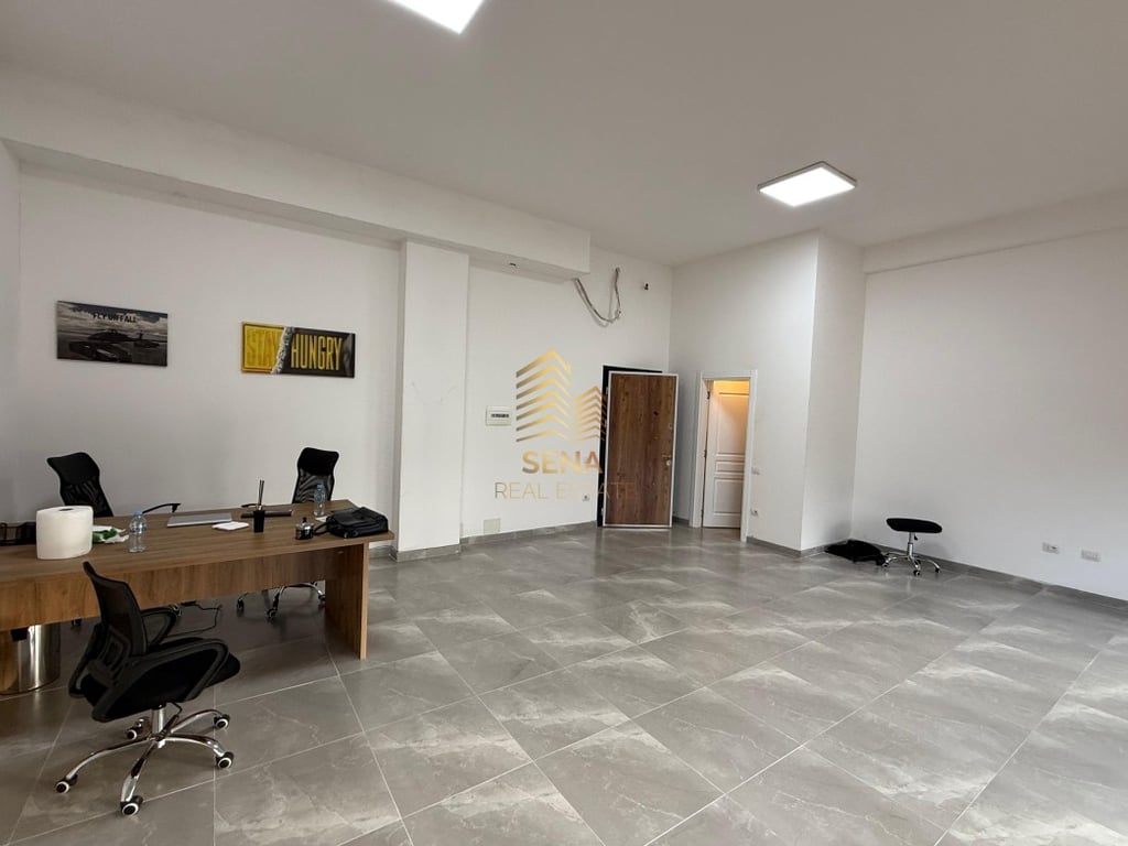 Rent, Business Space, Glass Facade – ASL Complex, 500 Euro/month