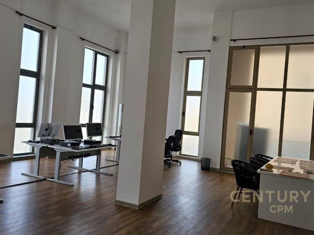 🏢 AMBIENT PËR QIRA NË PORCELAN! | OFFICE SPACE FOR RENT IN  PORCELAN!