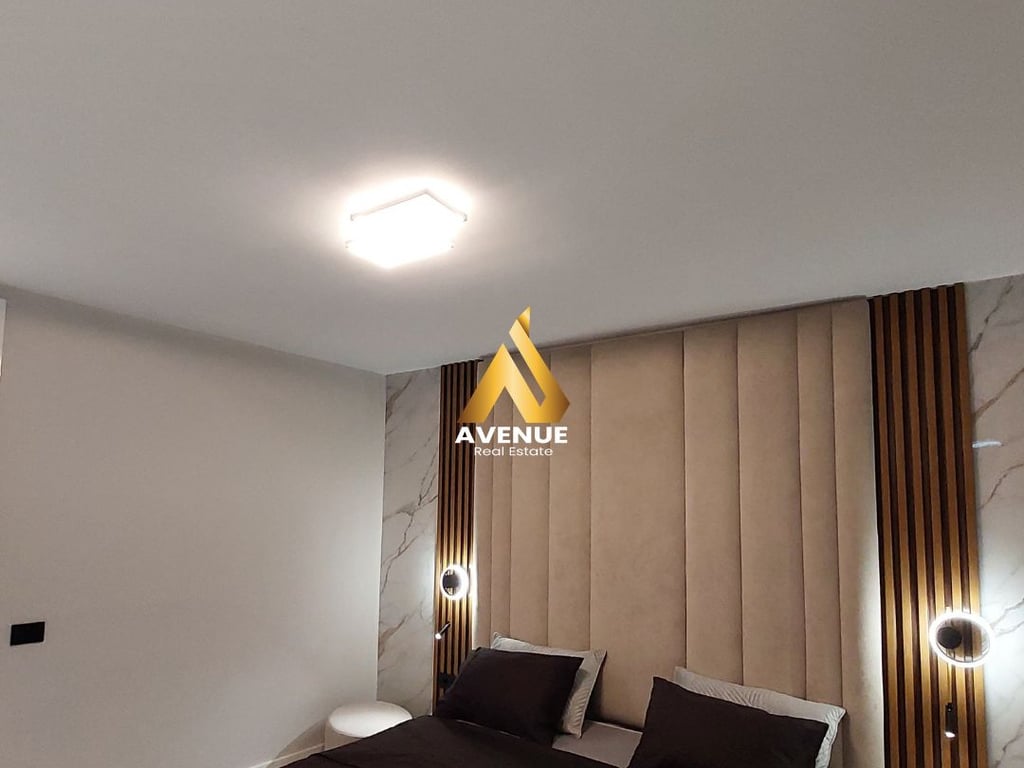 Jepet me Qira apartament 2+2+2 tualete Bllok, Tirane