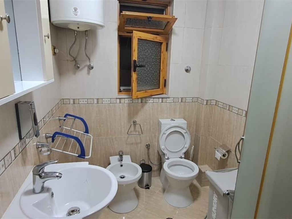 Apartament 1+1 per qira te Rruga e Elbasanit, prane Institutit te Higjenes