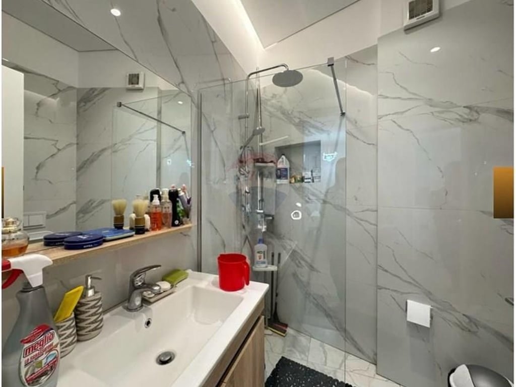 Apartament 1+1 me Qera, Fusha e Aviacionit