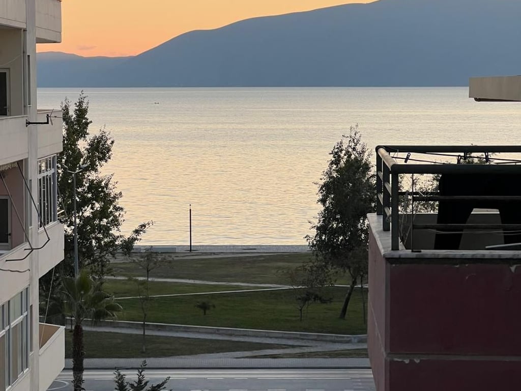 Apartment for sale in Lungomare, Vlore