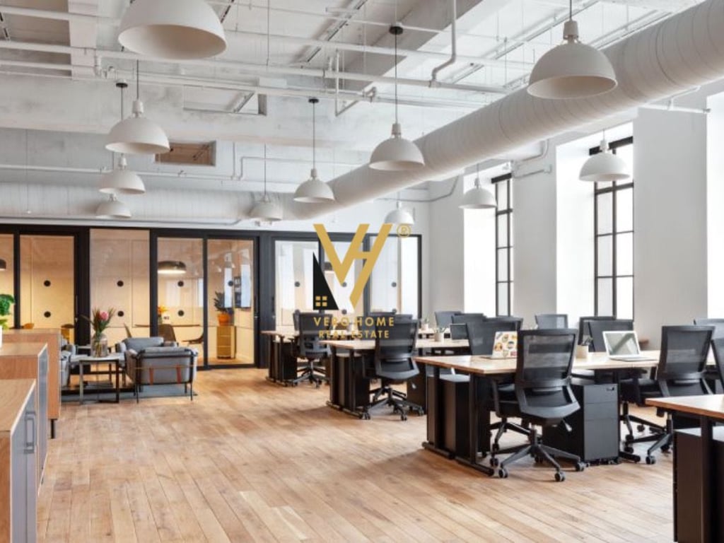 UFFICIO 350 M2 IN AFFITTO IN PIAZZA WILLSON 4.500 EURO