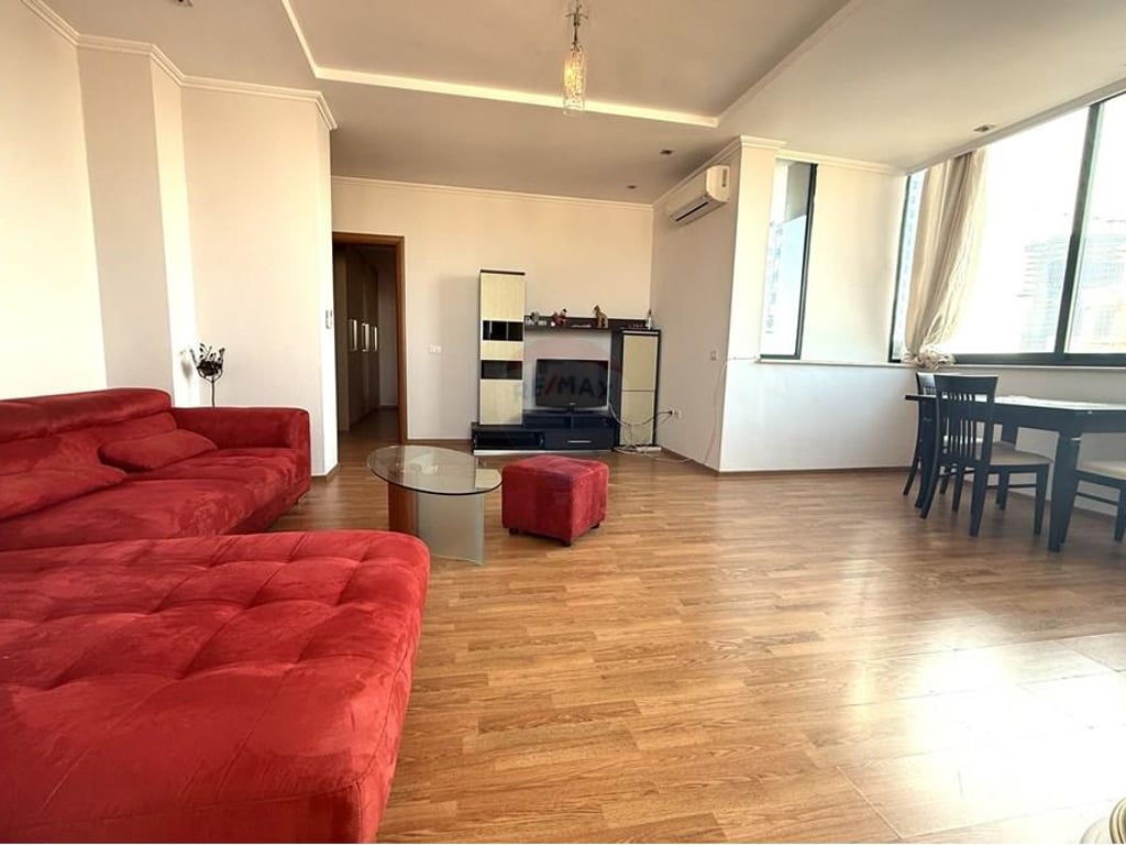 Appartamento 2+1 in Vendita alla Galeria in Centro