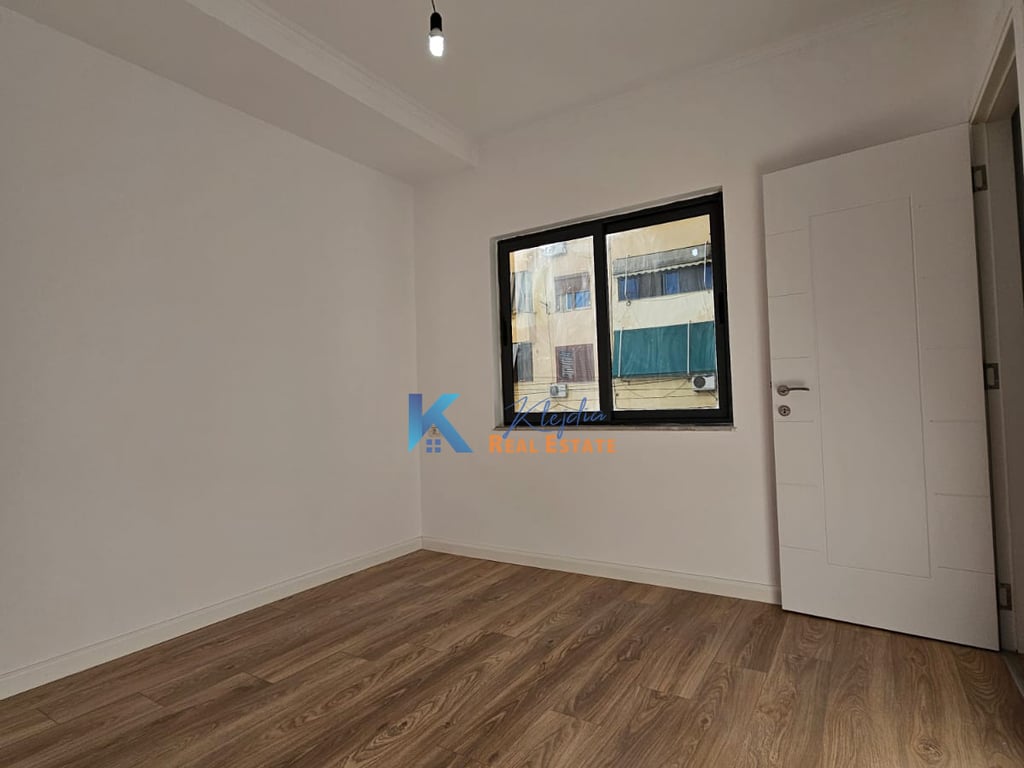 ZYRE PER QIRA PRANE KOMPLEKSIT SQUARE21