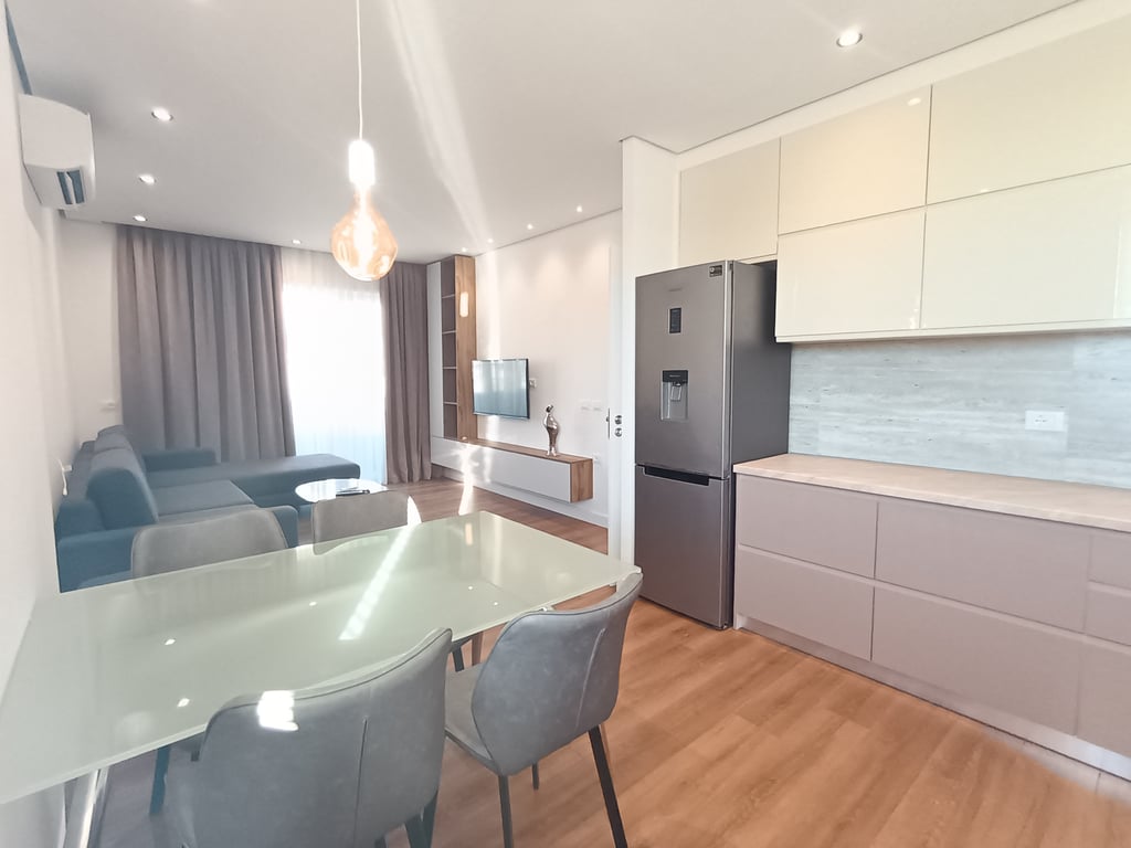 ⏳Proces listimi  ✴️Apartament 2+1+2 per qira ne Astir prane bar Return 