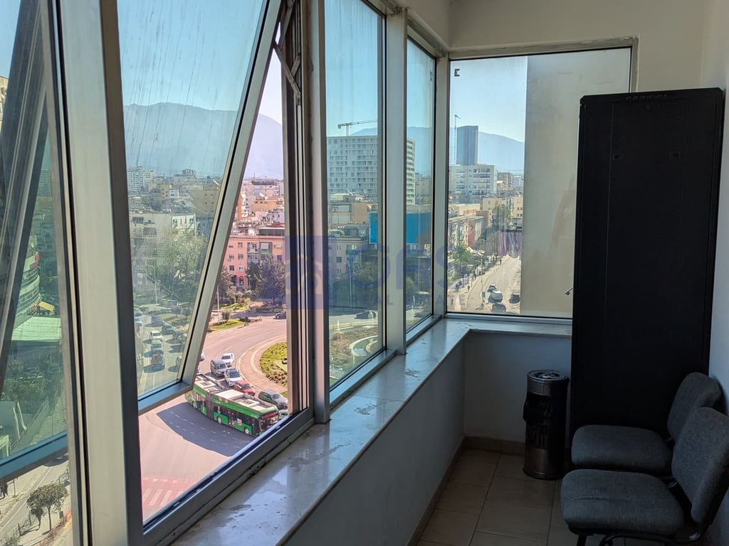 Office space for rent at Zogu i Zi.