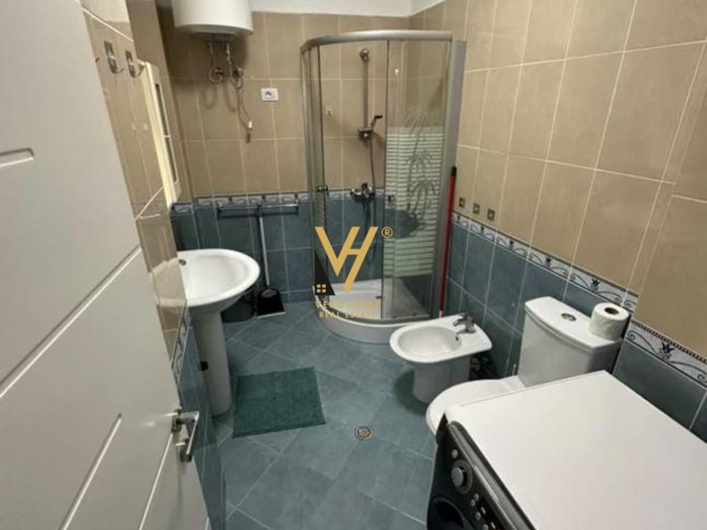 SHITET APARTAMENT 1+1+BALLKON NE GOLEM 95.000 EURO