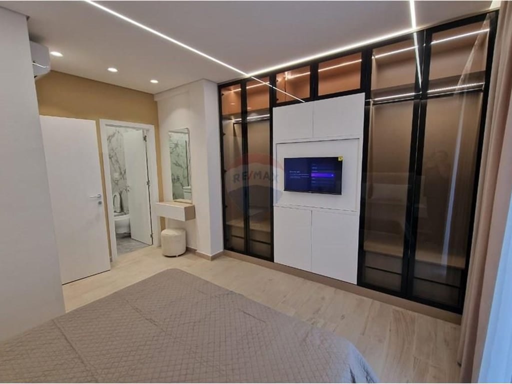 APARTAMENT 2+1 ME POST PARKIMI, LUNDER-TEG