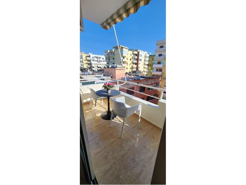 Shitet Apartament 1+1 Plazh Durres Rrota e Kuqe