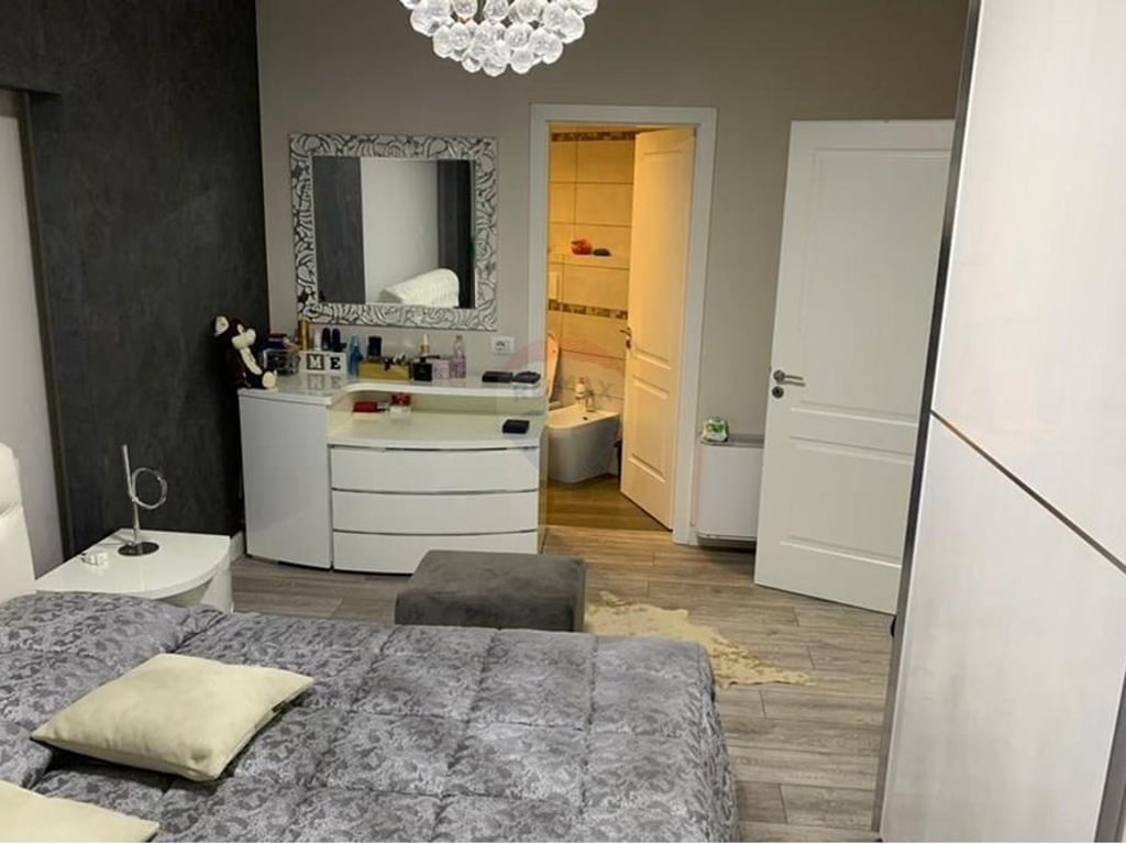 2+1+2 apartment for sale in Astir