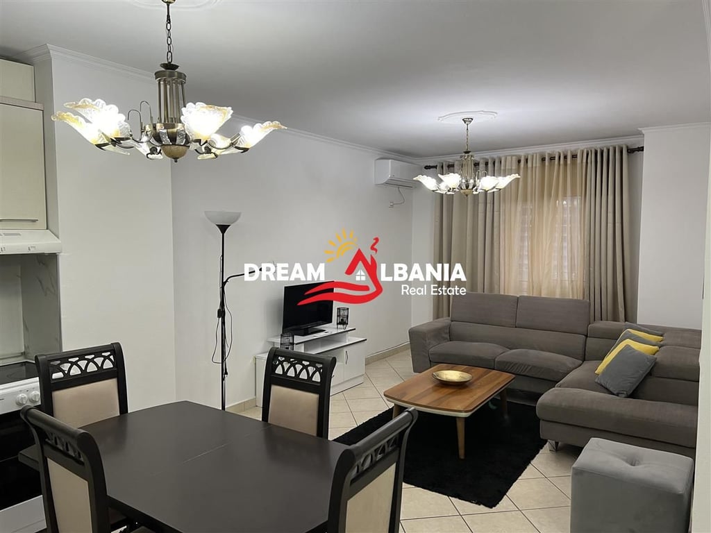 Apartament 2+1 me Qera tek Komuna e Parisit, Tirane (ID 42215239)