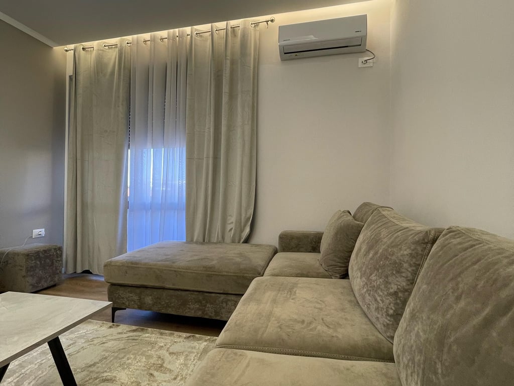 In affitto – Appartamento 2+1 📍 Di fronte al Complesso Delijorgji