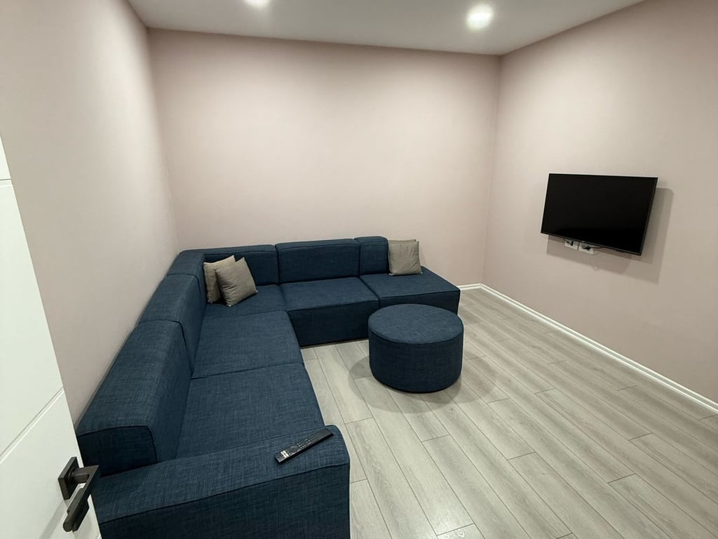 Apartment 2+1 for rent on Jordan Misja street.