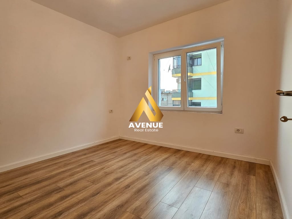 FOR SALE 1+1 APARTMENT AT MOZAIKU, TIRANA