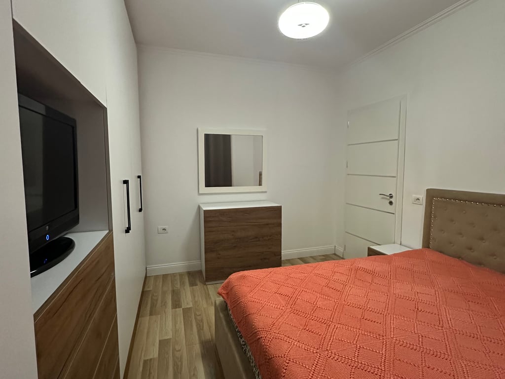 Shitet apartment Okazion ne fresk