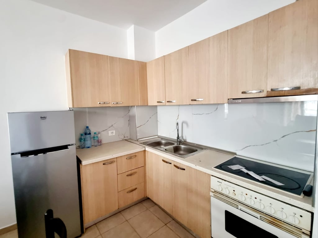 APARTAMENT ME QERA 2+1, ASTIR