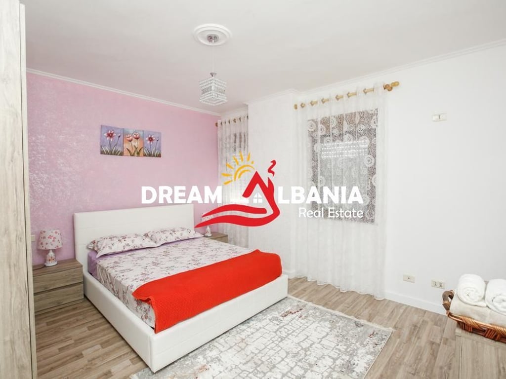 Vendesi Super Appartamento 3+1+2 in Centro, vicino ai 9 Piani a Tirana (ID 4131385)