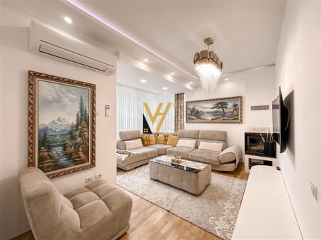 APARTMENT FOR SALE 3+1+BALCONY NEAR THE BOTANICAL GARDEN 250,000 EURO