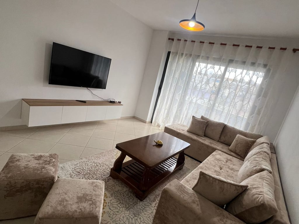 Apartament 2+1+2 per qira ne Astir, te Vila L
