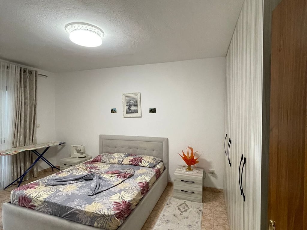 FOR RENT 2+1 APARTMENT + KITCHEN + 2 BATHROOMS, ARROW BUILDING, TIRANA.