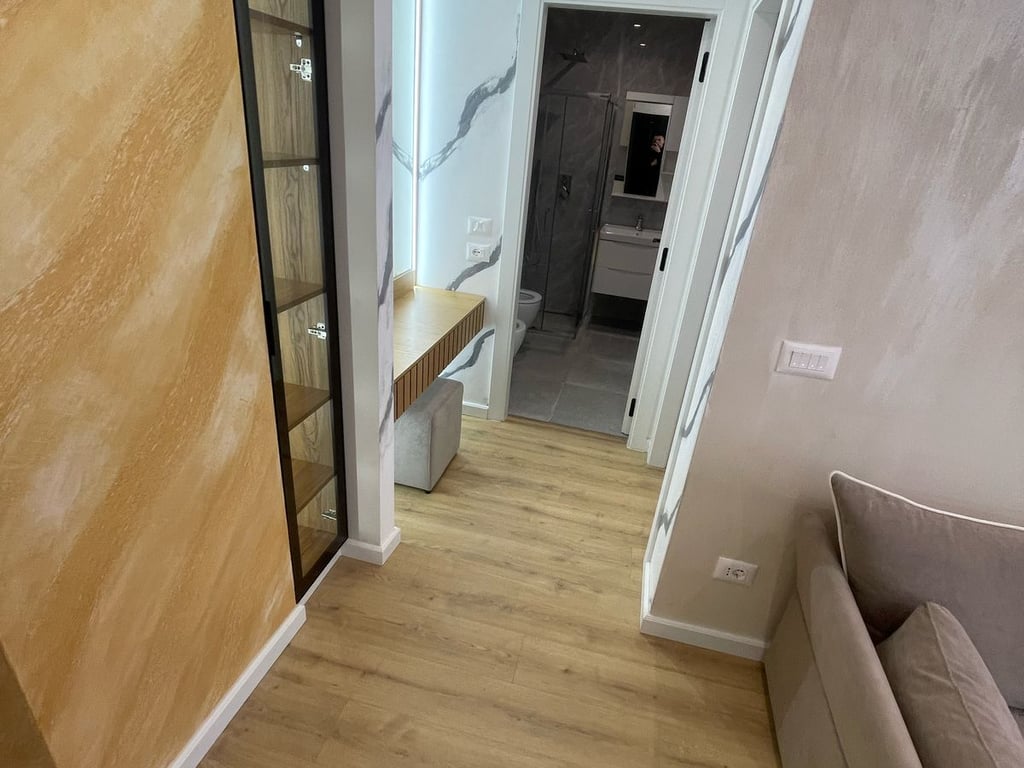 🏡 APPARTAMENTO 1+1, KARL GEGA (parcheggio🅿)🏡