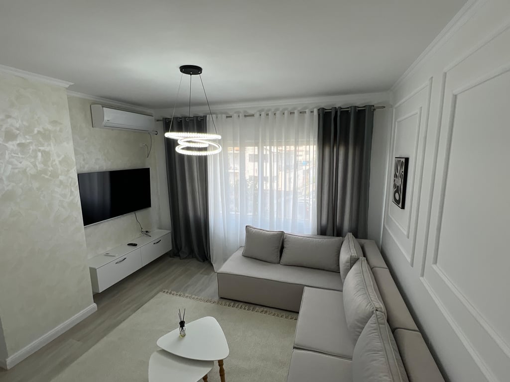 JEPET APARTAMENT ME QERA 2+1 , Rrethi Astie 