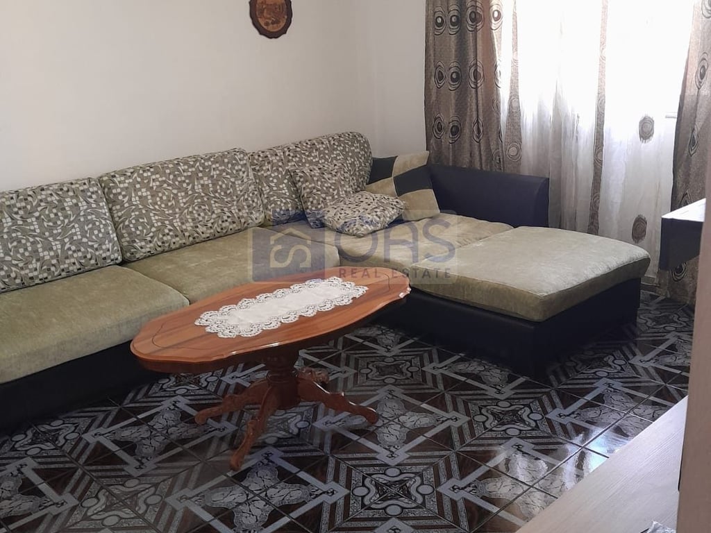 A 2+1 apartment is for rent in Allias.