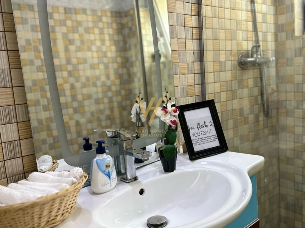APARTMENT FOR SALE 3+1+STORAGE+PARKING SPACE AT BRRYLI 175,000 EURO