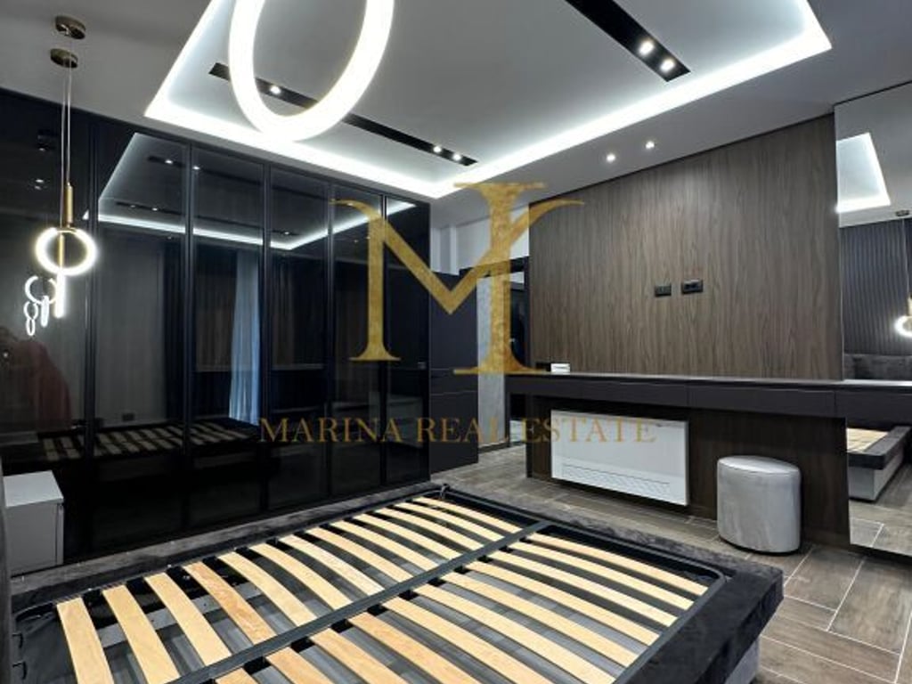 APARTMENT 2+1+2 FOR SALE IN THE CENTER OF DURRES!!