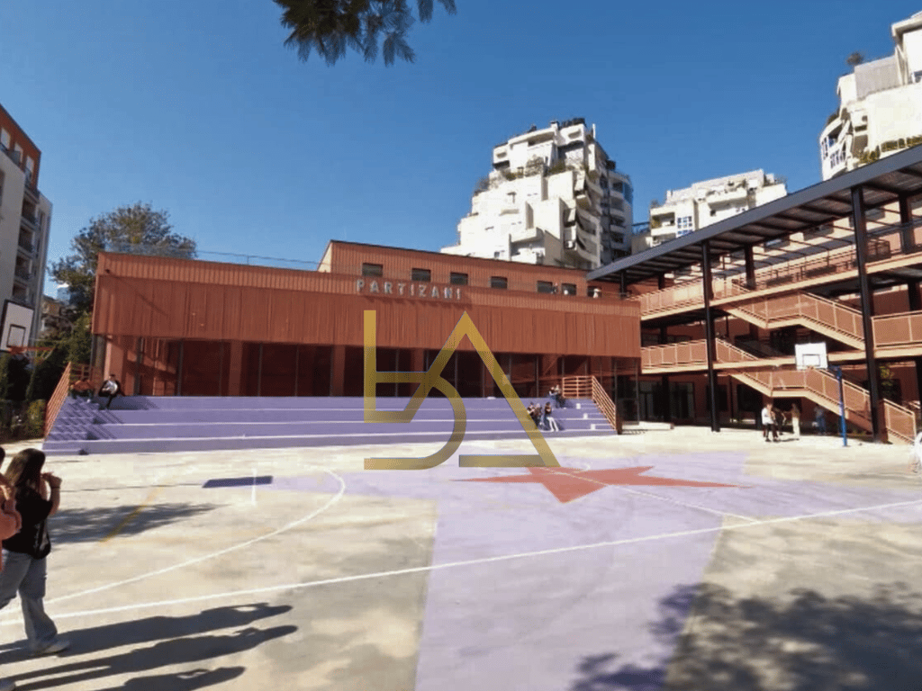 In vendita: Unità di Servizio – Ottima Opportunità di Investimento!