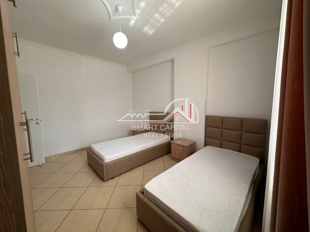 JEPET APARTAMENTI 2+1 ME QERA TEK KISHA ORTODOKSE-VLORE!!