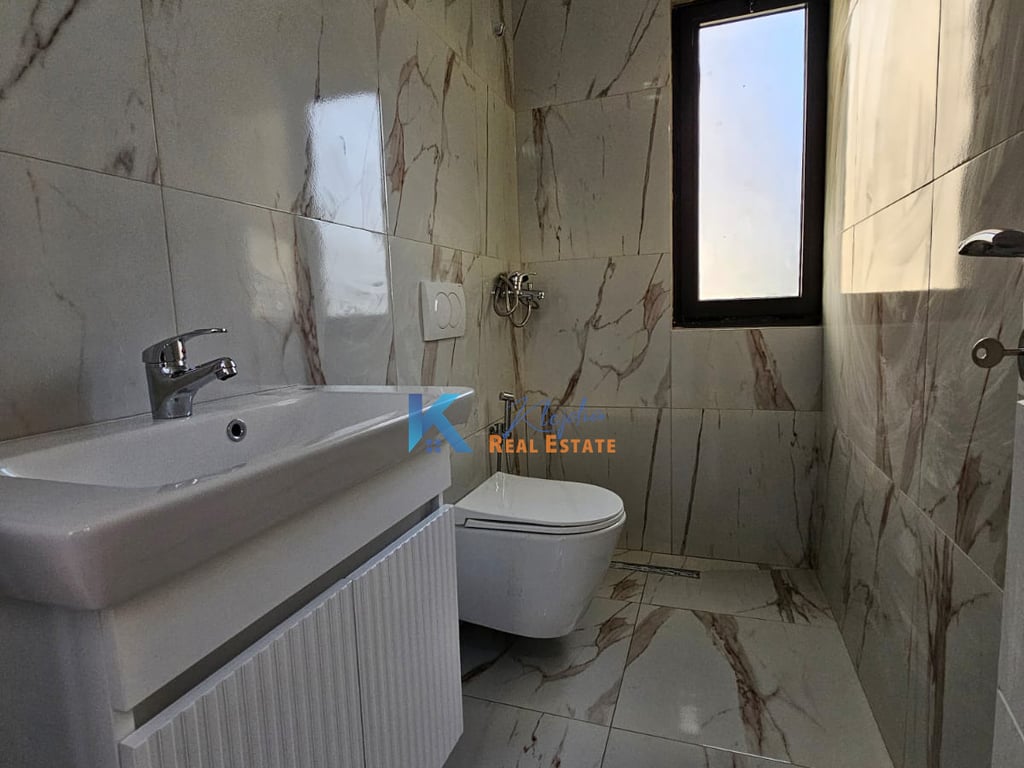 ZYRE PER QIRA PRANE KOMPLEKSIT SQUARE21