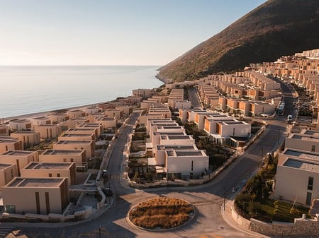 Vendita di una villa a due piani a Green Coast 1