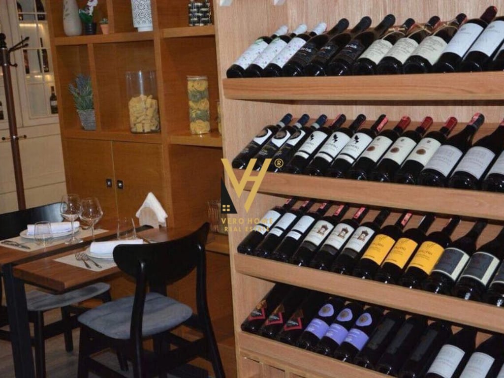 157 M2 ME QERA TE RRUGA E DURRESIT 2.200 EURO