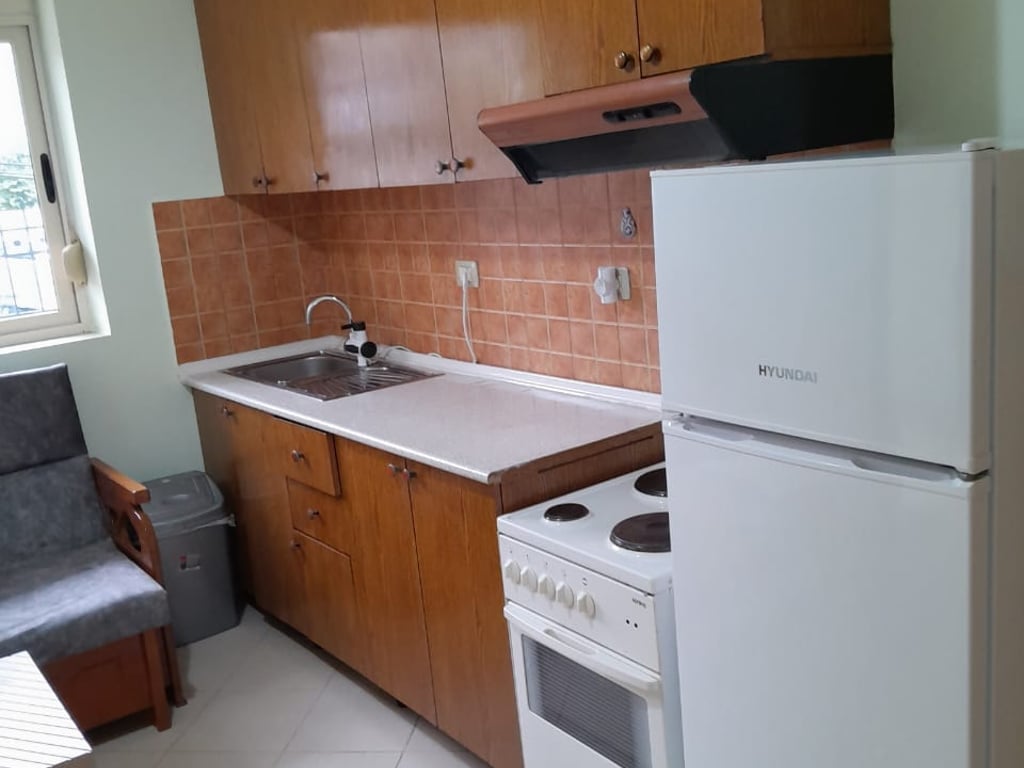 Affittasi 1+1 a Porcelan